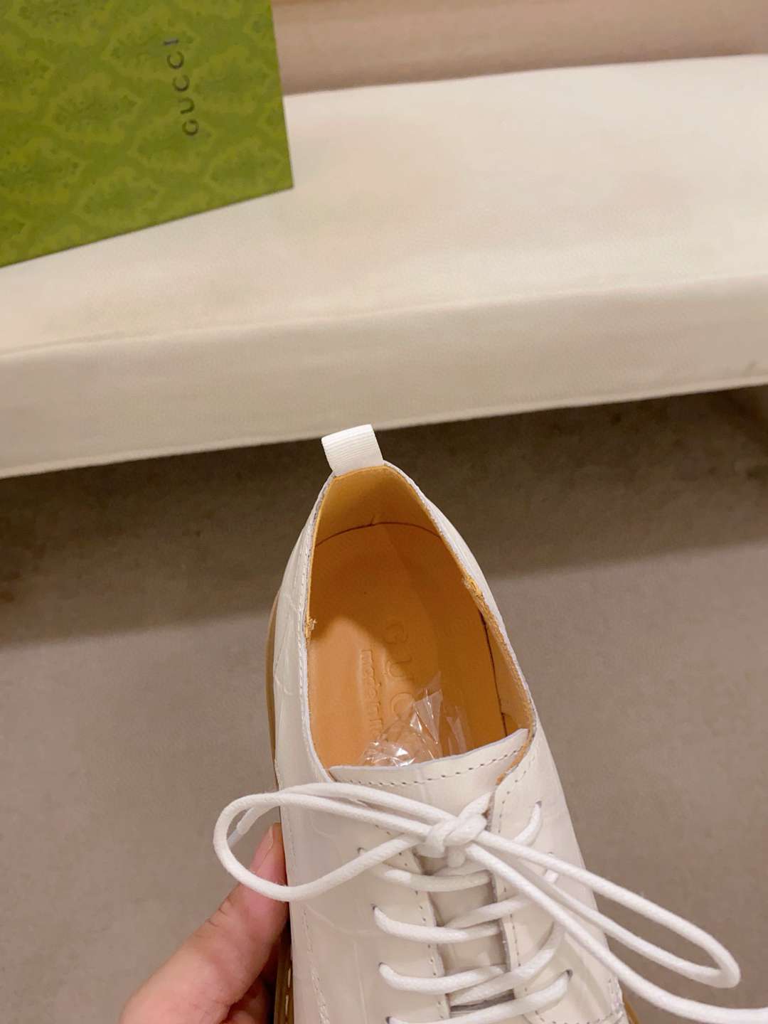 Gucci Elegance White