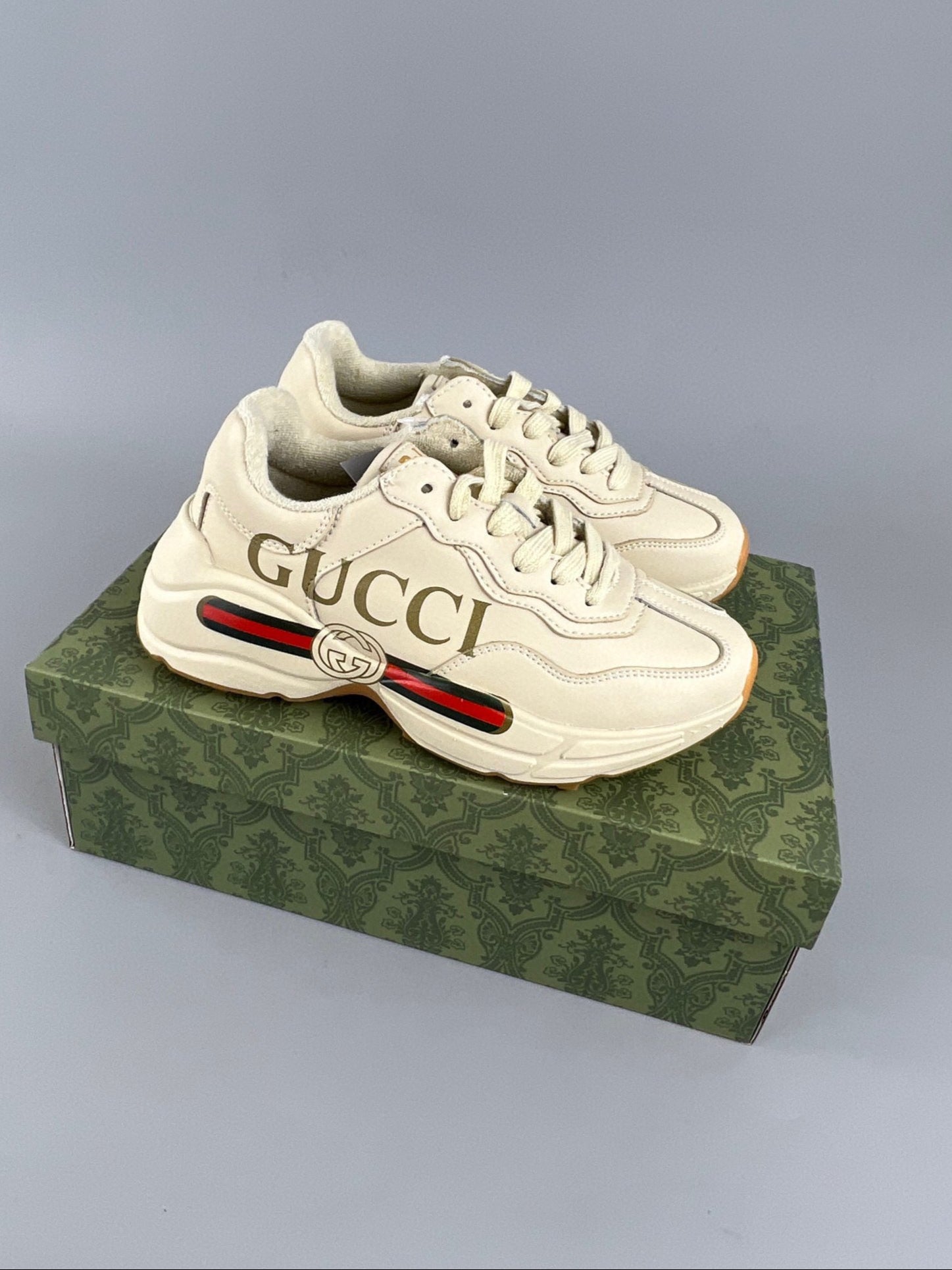 Sneaker Gucci Rhyton Off