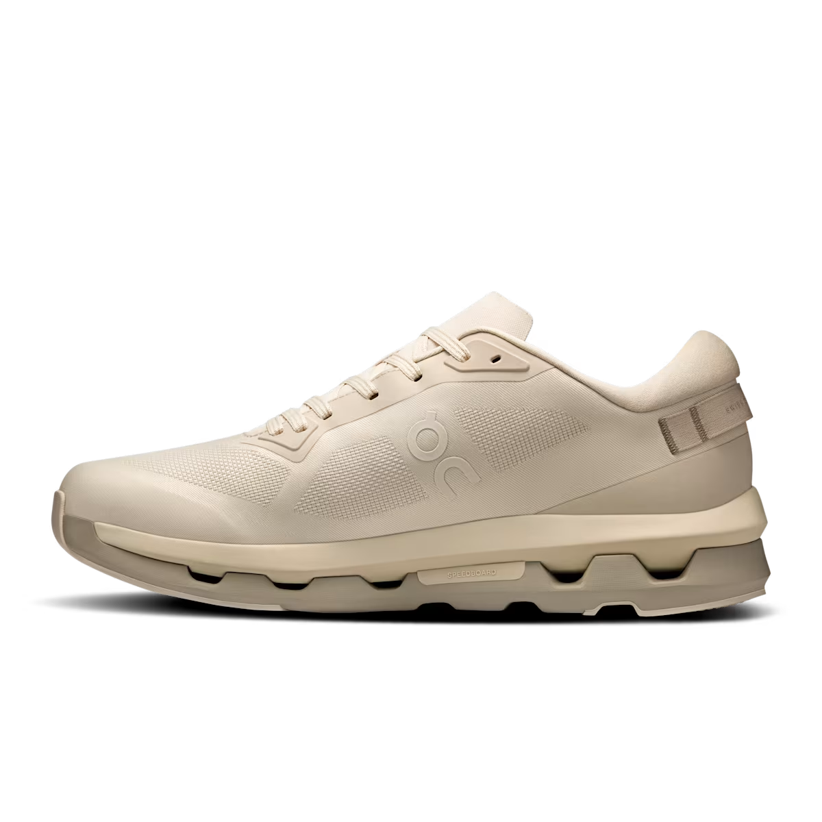 On Cloudzone 'Pearl Truffle'