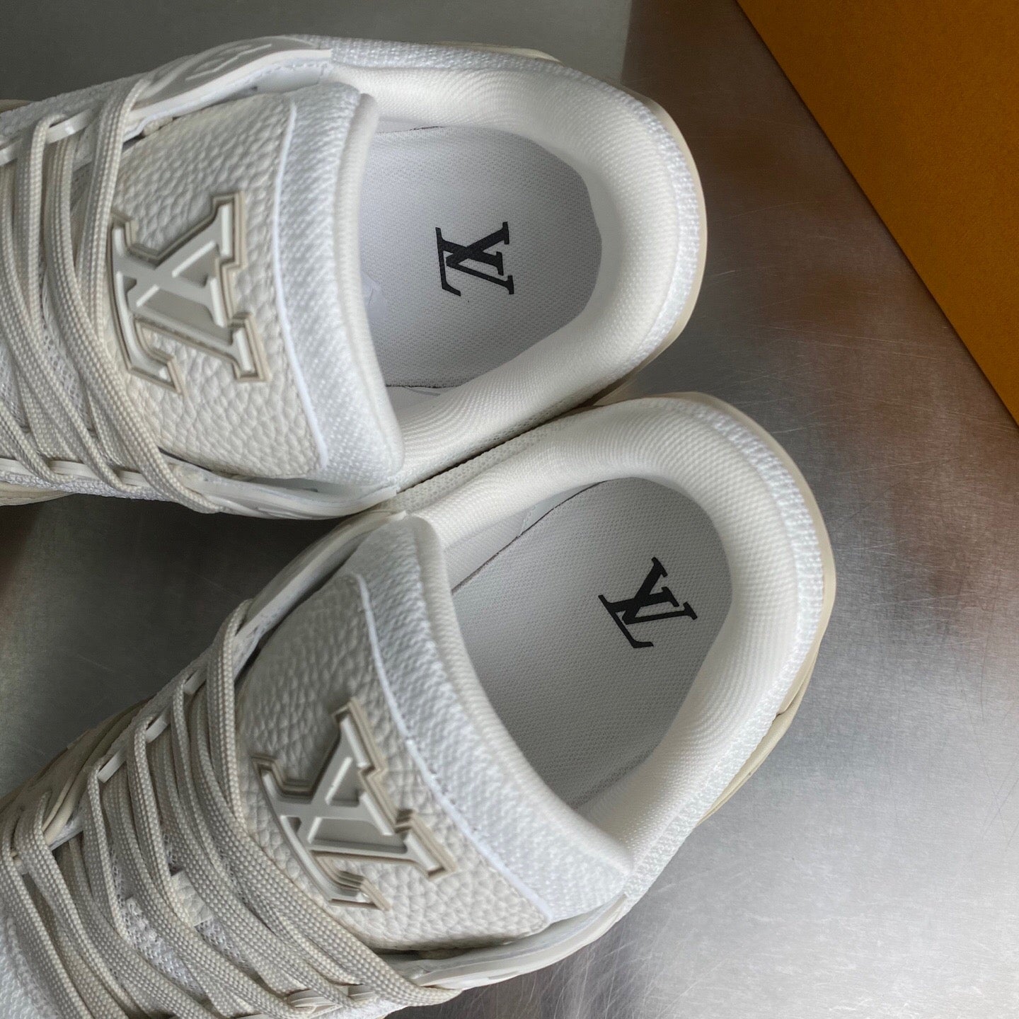 Louis Vuitton Trainer Beige