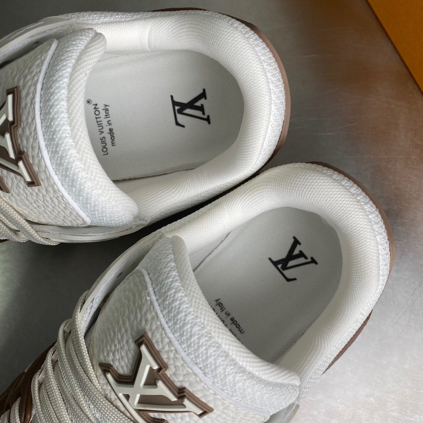 Louis Vuitton Trainer Marrom