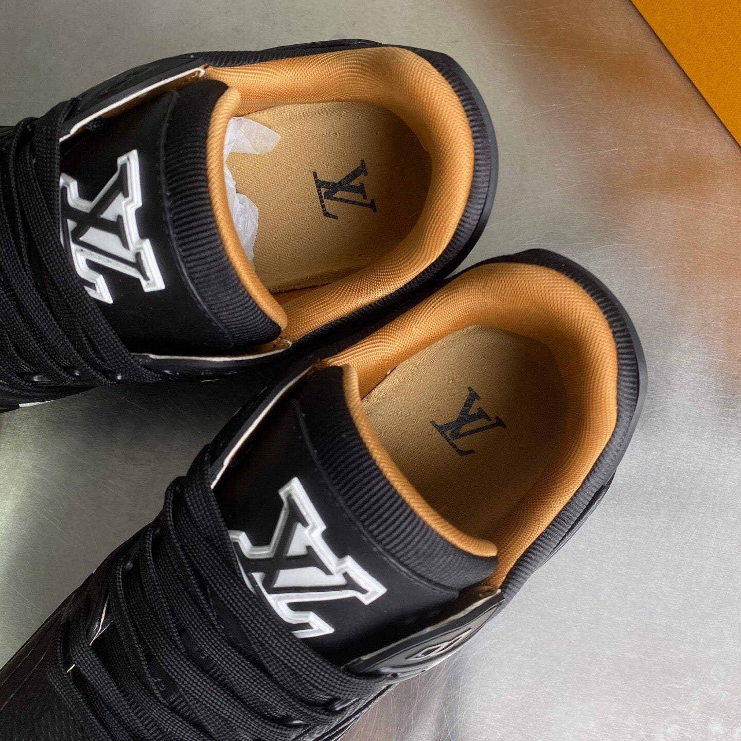 Louis Vuitton Trainer Preto