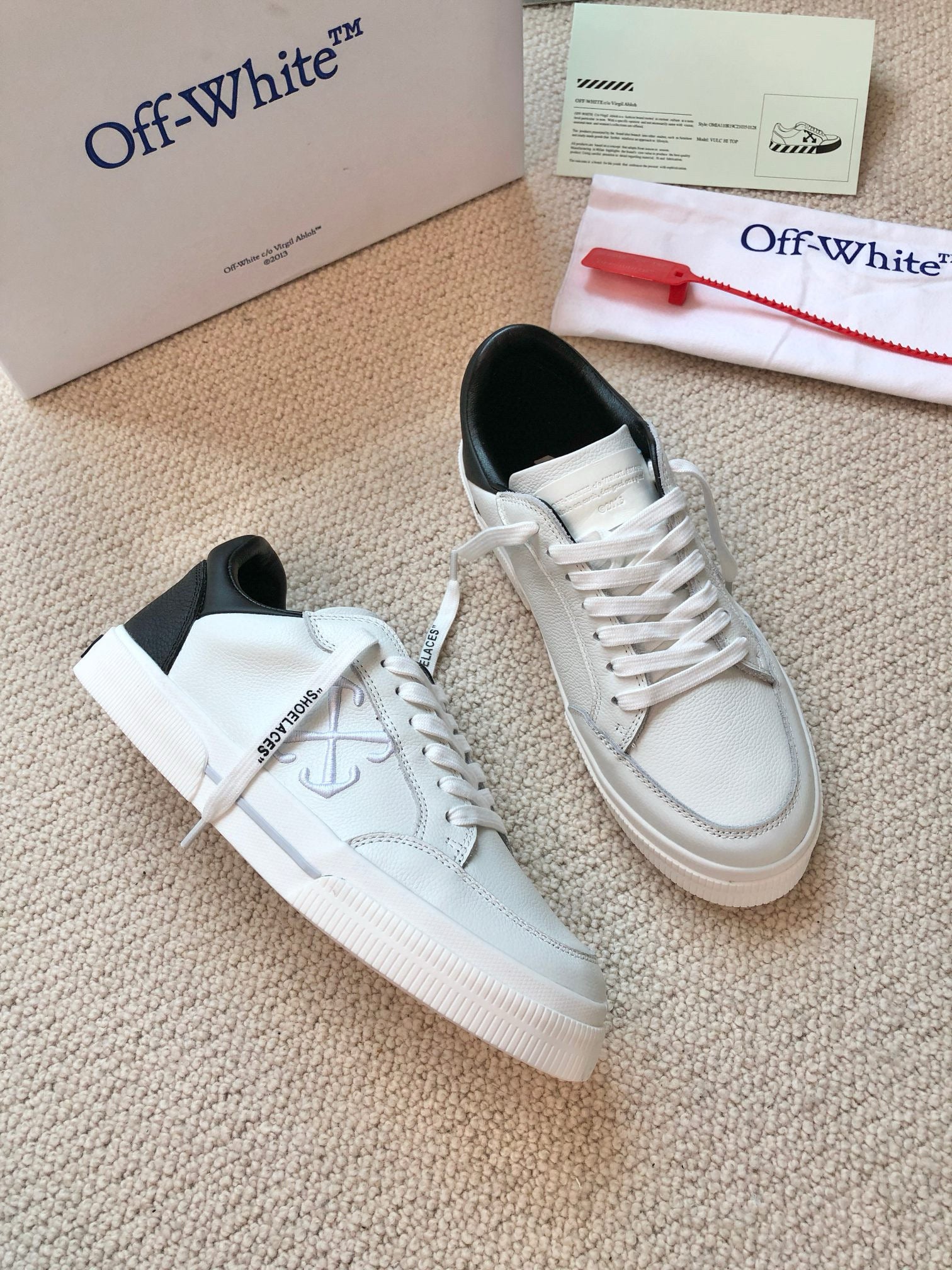 Off-White New Low Vulcanized White/Black