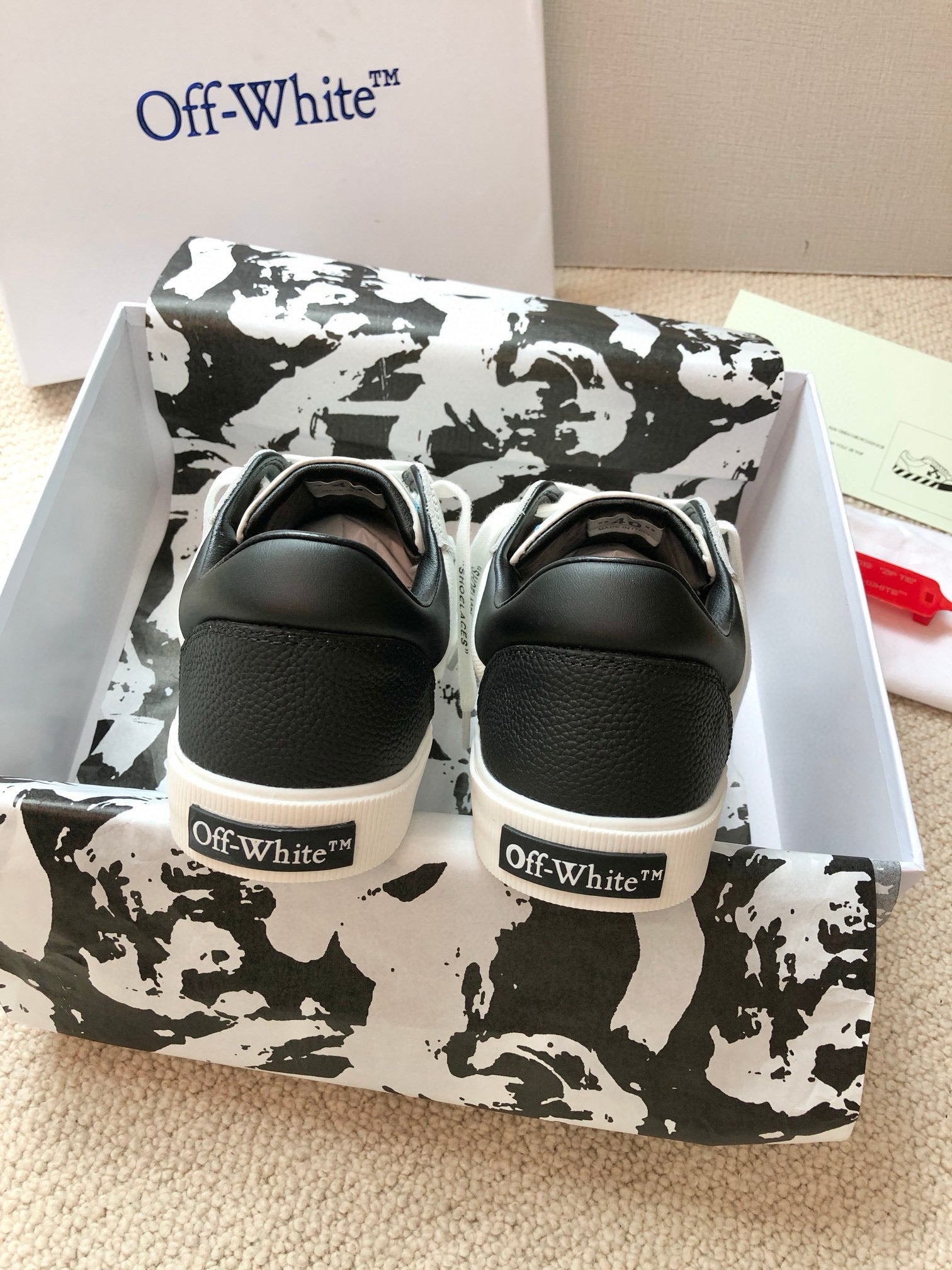 Off-White New Low Vulcanized White/Black