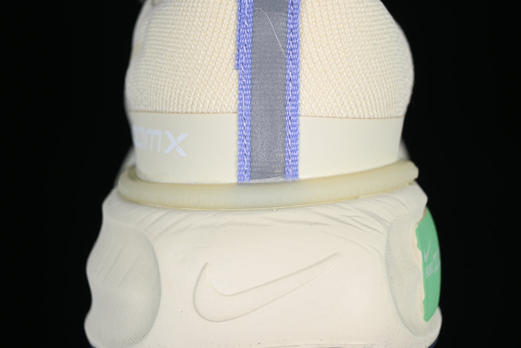 Nike ZoomX Invincible Off White